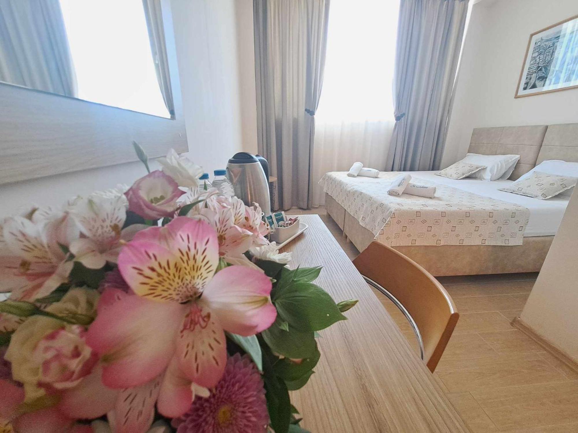 Effect Saint Mina Hotel Sozopol Bagian luar foto